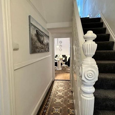 Victorian/Modern House Villa Newport  Ngoại thất bức ảnh