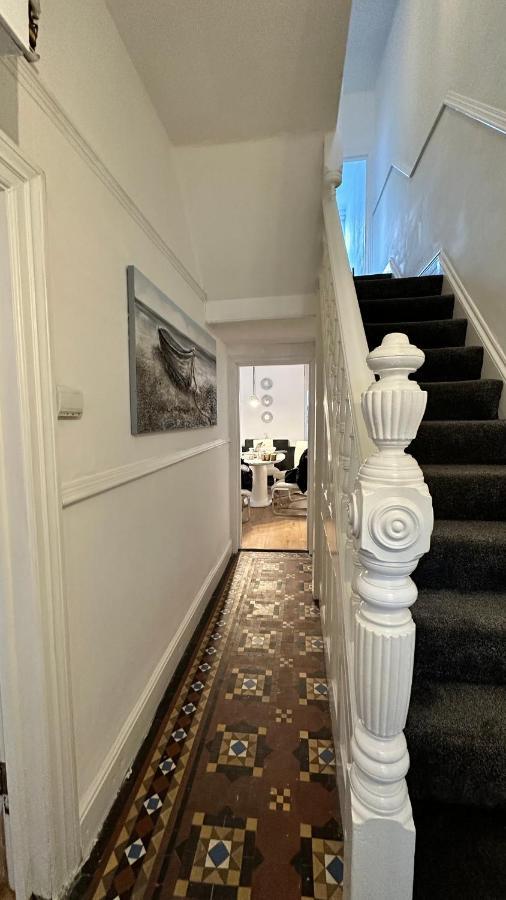 Victorian/Modern House Villa Newport  Ngoại thất bức ảnh